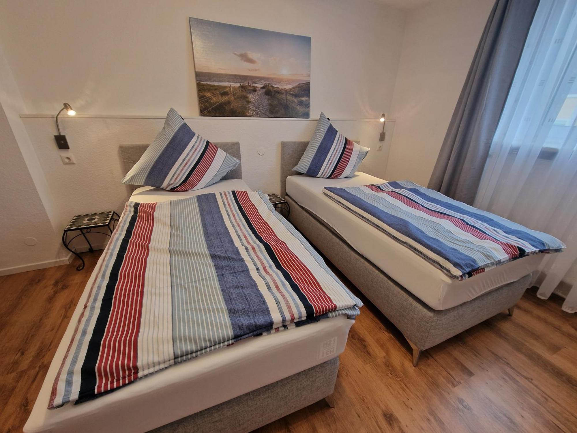 Fewofaubelcentro 42 & 54 & 62 M2 Oberhausen  Zimmer foto